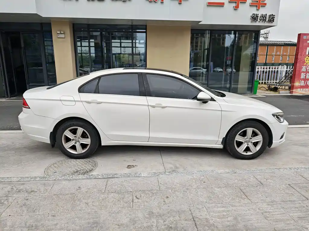 Volkswagen Lamando — миниатюра 3