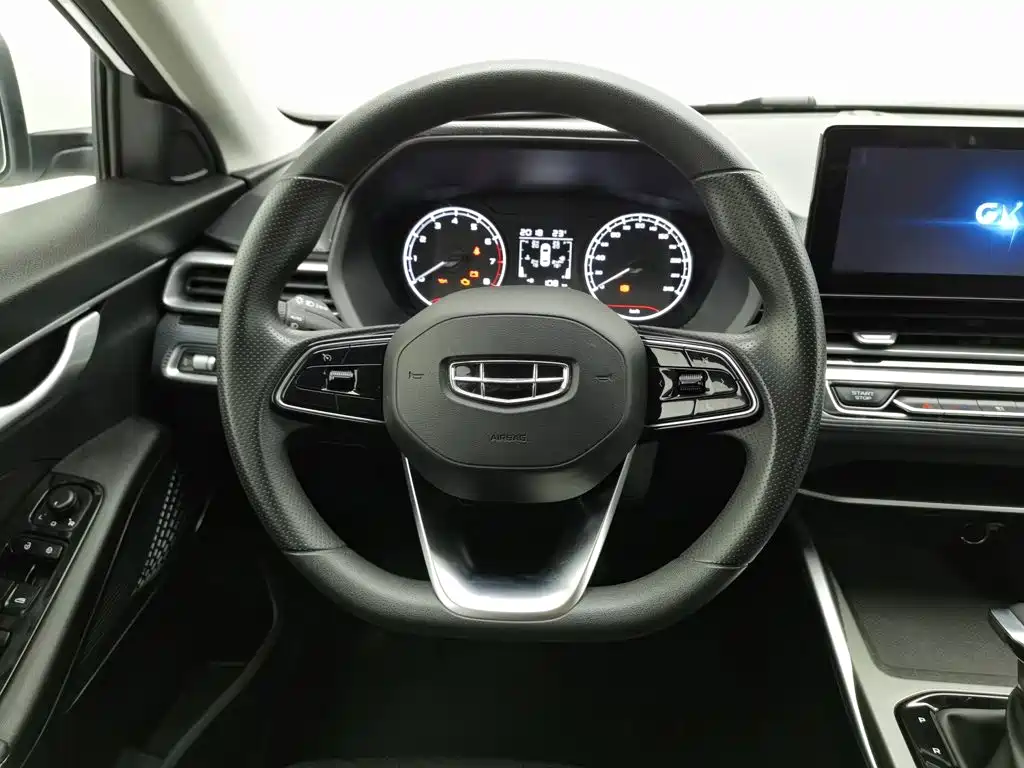 Geely Emgrand — миниатюра 11