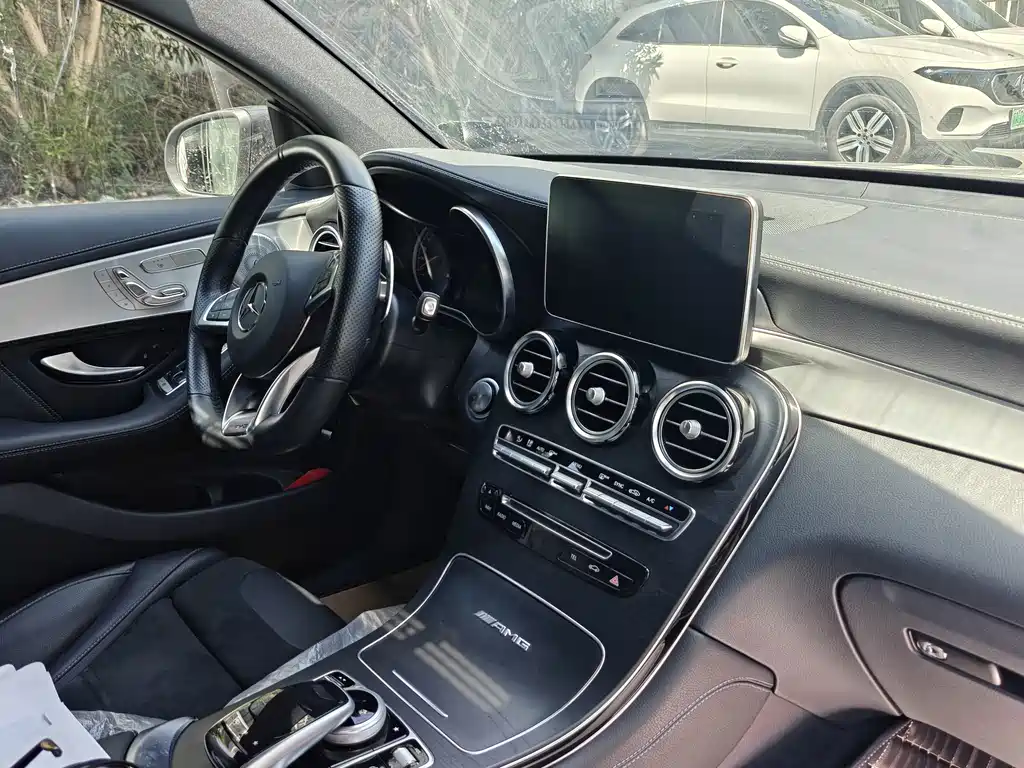 Mercedes-Benz GLC Coupe AMG — миниатюра 11