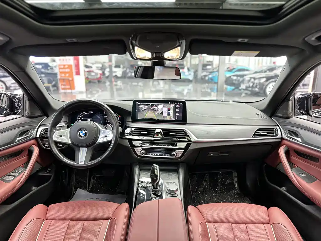 BMW 5 Series — миниатюра 5