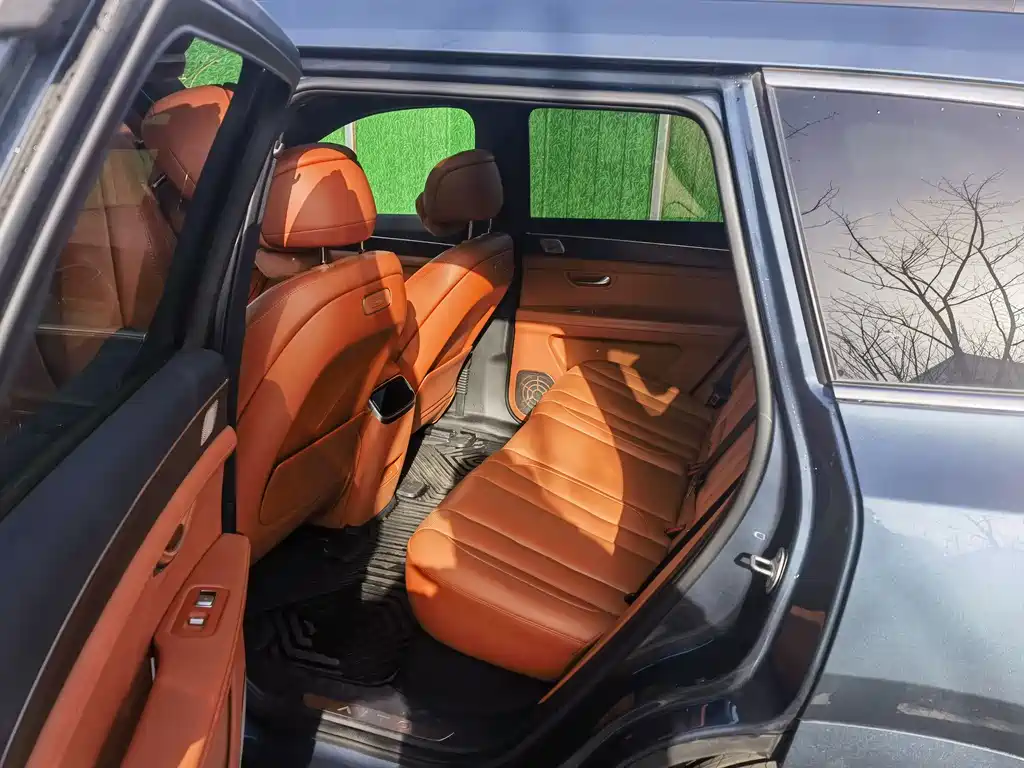 HONGMENG ZHIXING ASK THE WORLD M7