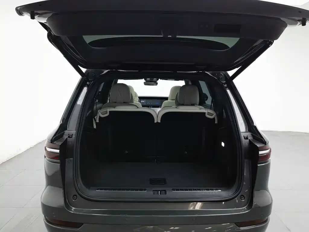 Li Auto Li ONE — миниатюра 16