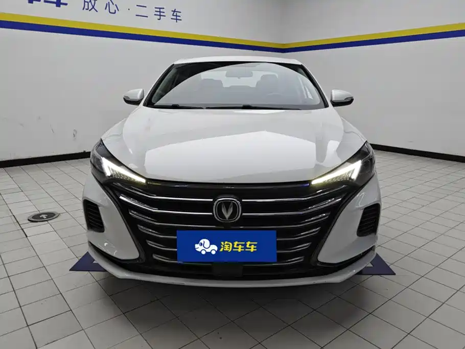 Changan Eado — миниатюра 2