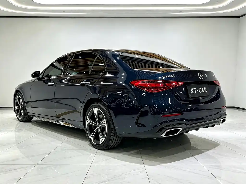 Mercedes-Benz C-Class — миниатюра 11