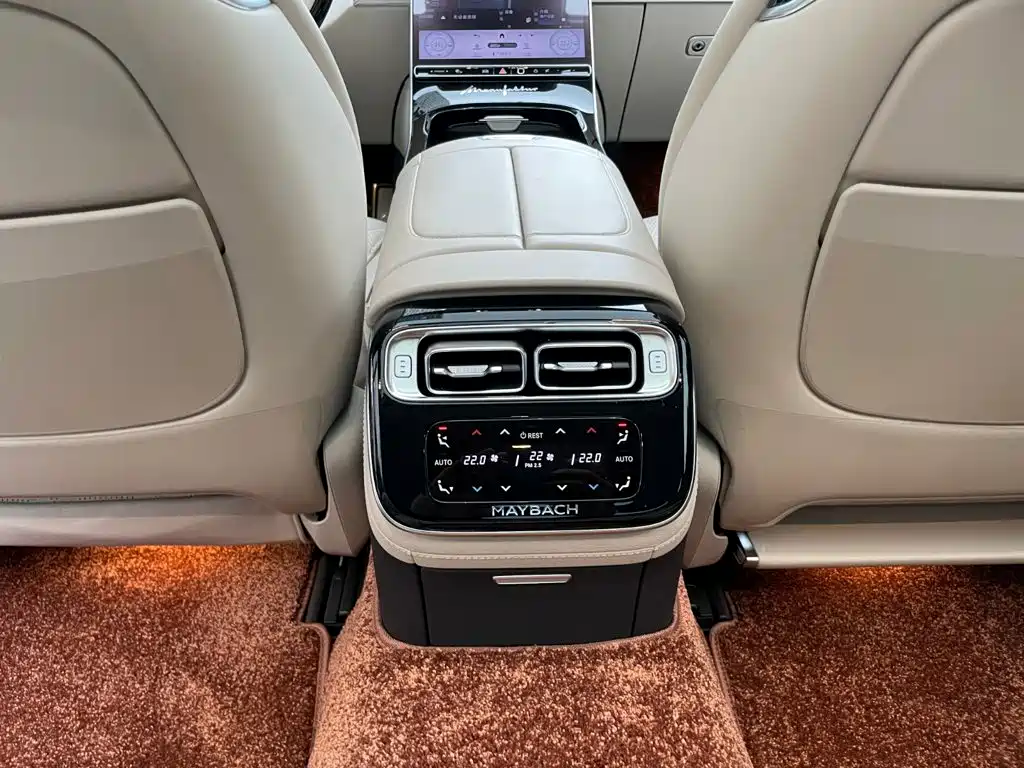Mercedes-Benz S-Class — миниатюра 16