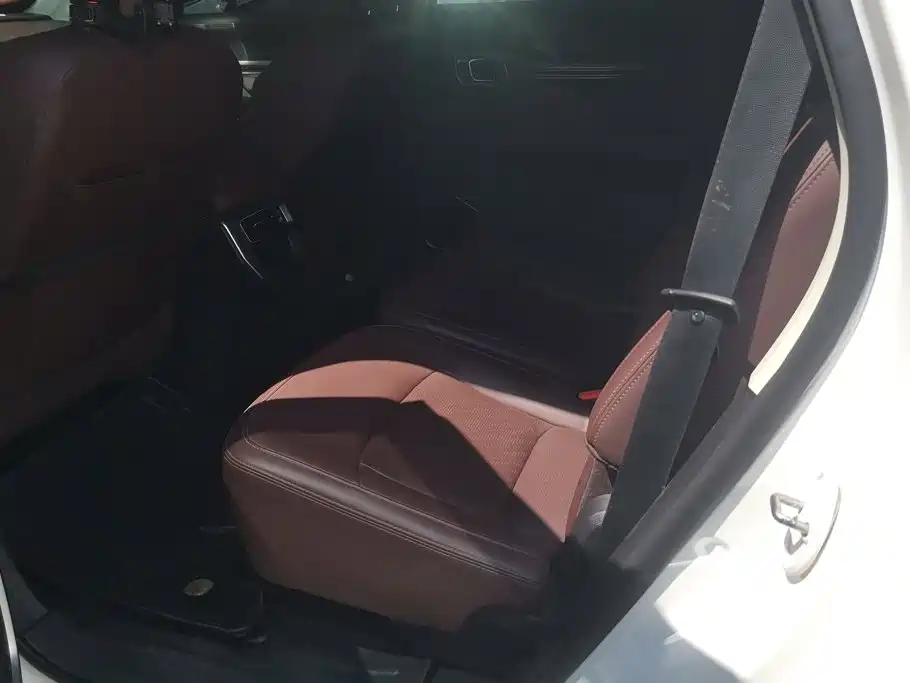 Geely Haoyue — миниатюра 11
