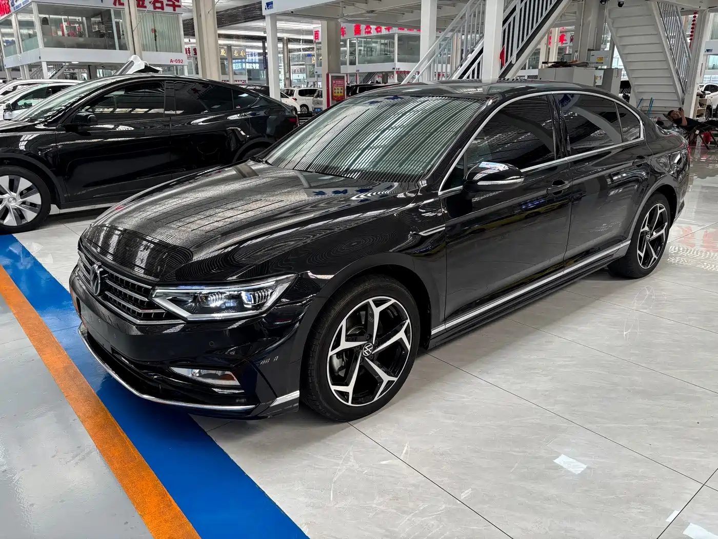 迈腾 2023款 200万辆纪念版 330TSI DSG领先型 2023