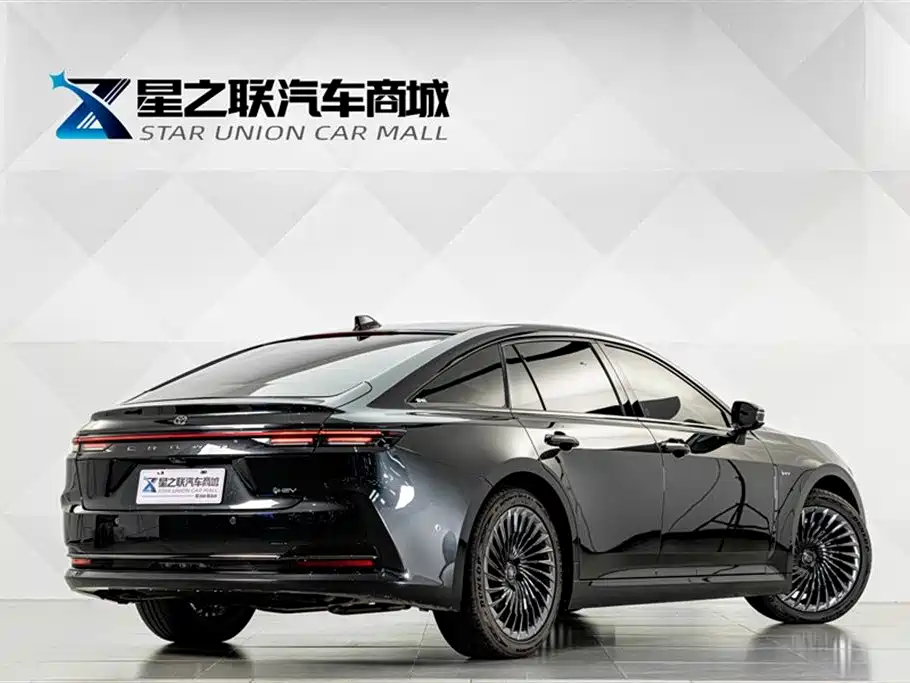 Toyota Crown 2024 2.5L