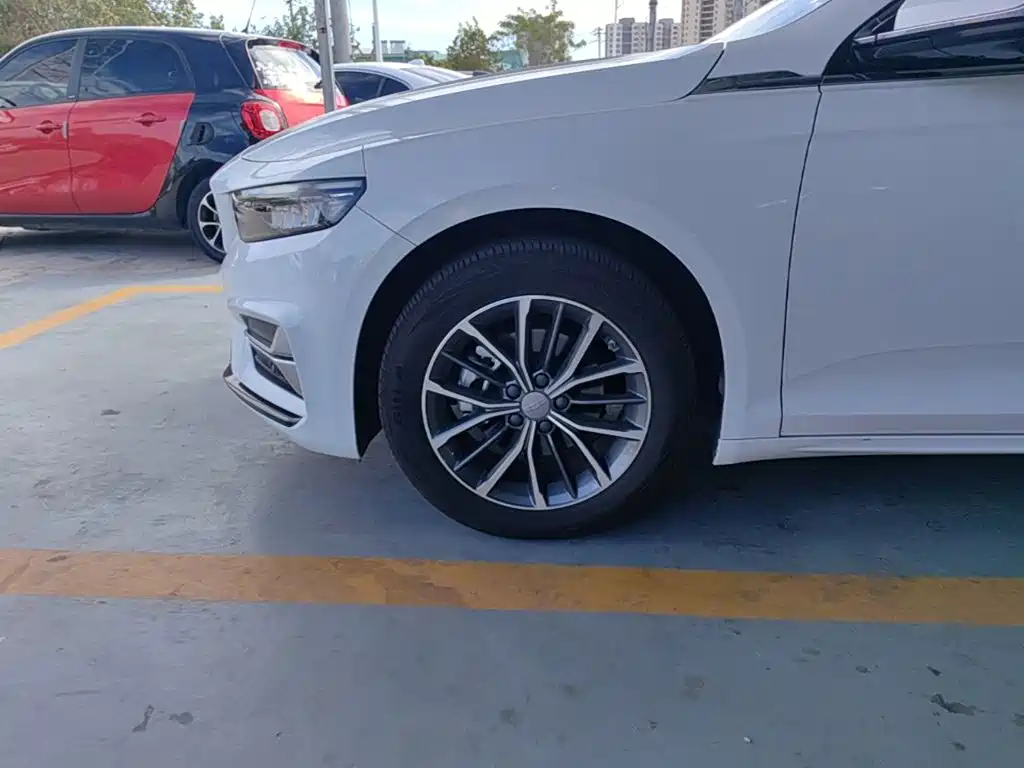 Geely Xingrui — миниатюра 23