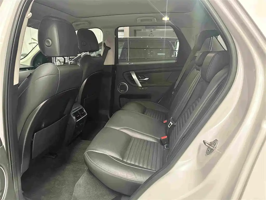 Land Rover Discovery Sport — миниатюра 13