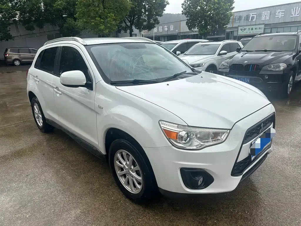 Mitsubishi ASX — миниатюра 3