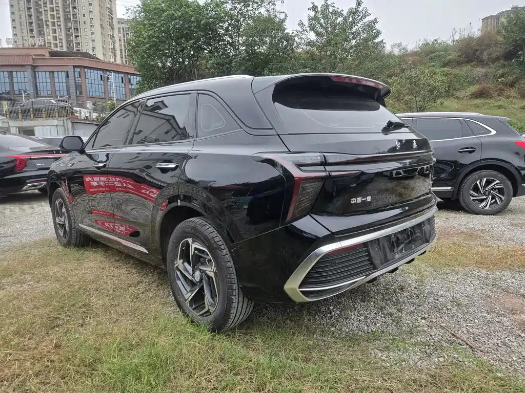 Hongqi Hongqi HS3 — миниатюра 6