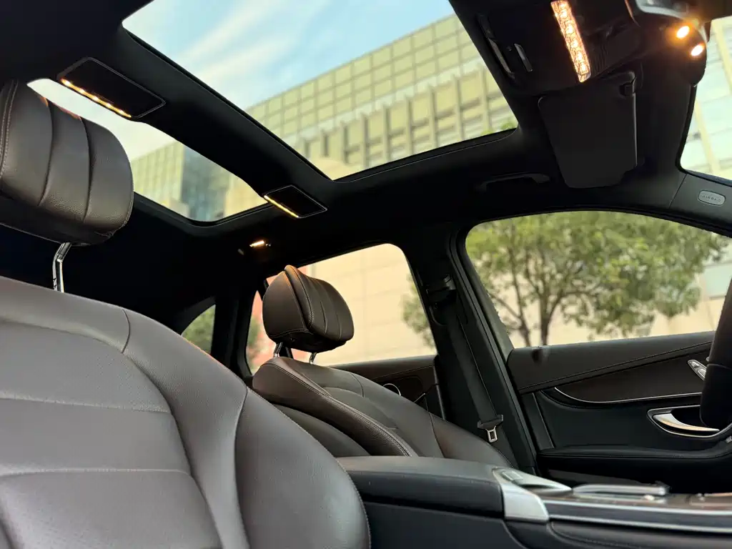 Mercedes-Benz GLC — миниатюра 14