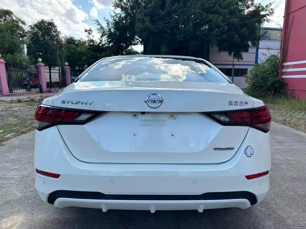Nissan Sylphy — миниатюра 5