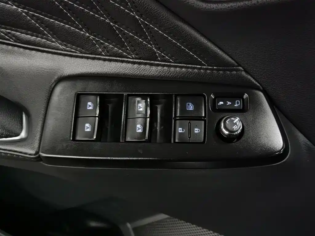 Toyota Avalon 2023 2.5L XLE Luxury