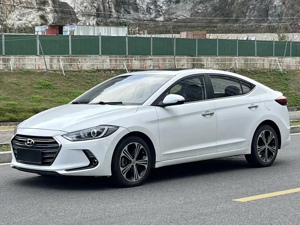 Hyundai Elantra 2019