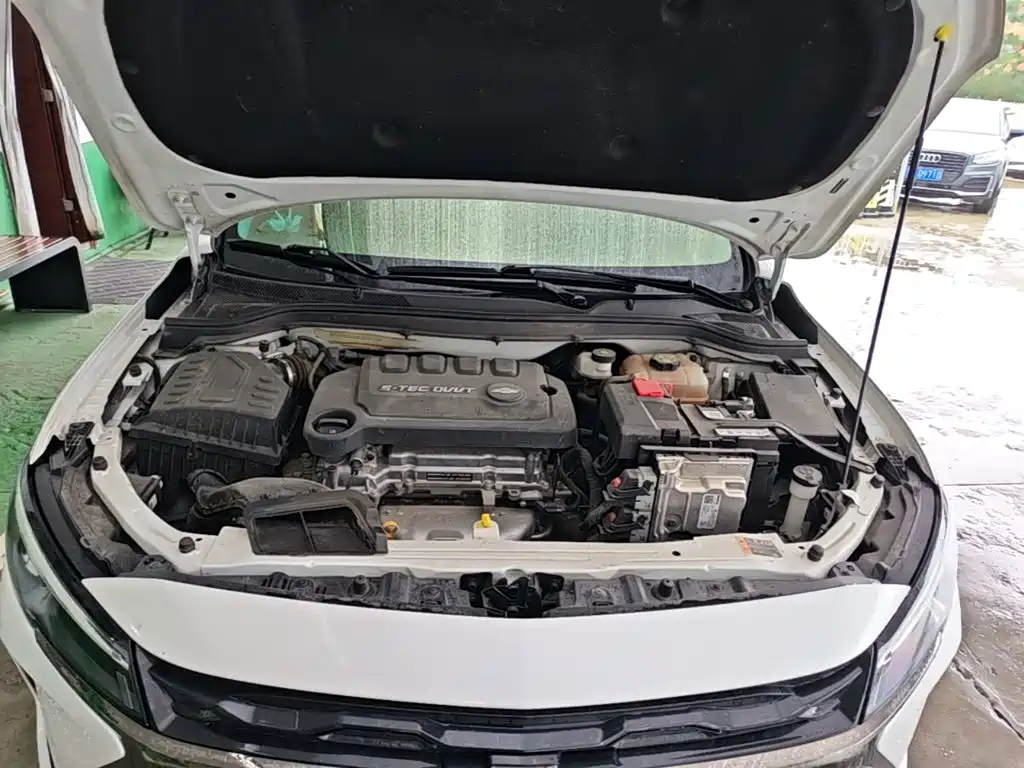 Chevrolet Monza — миниатюра 20