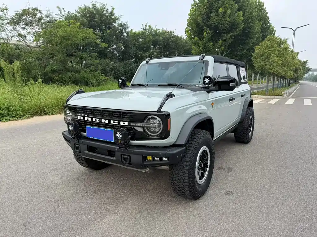 Ford Bronco