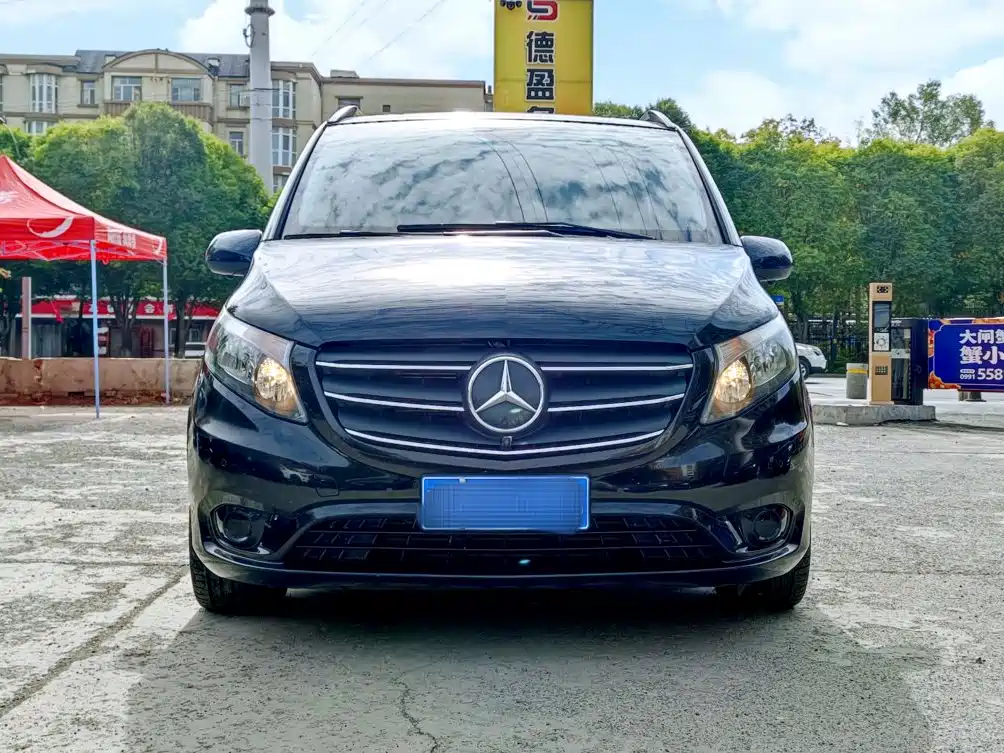 Mercedes-Benz Vito — миниатюра 2