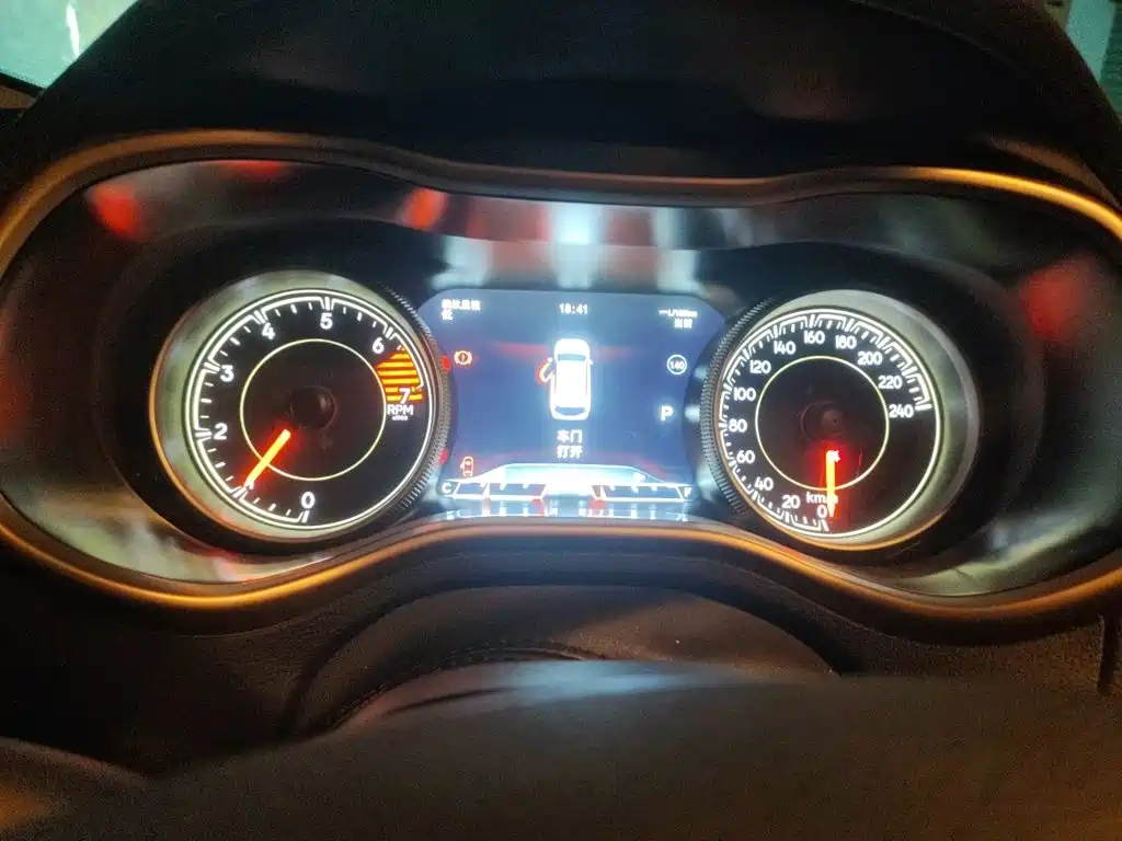 Jeep Cherokee — миниатюра 7
