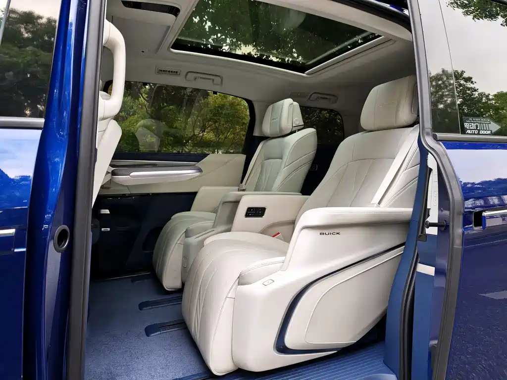 BUICK GL8 NEW ENERGY