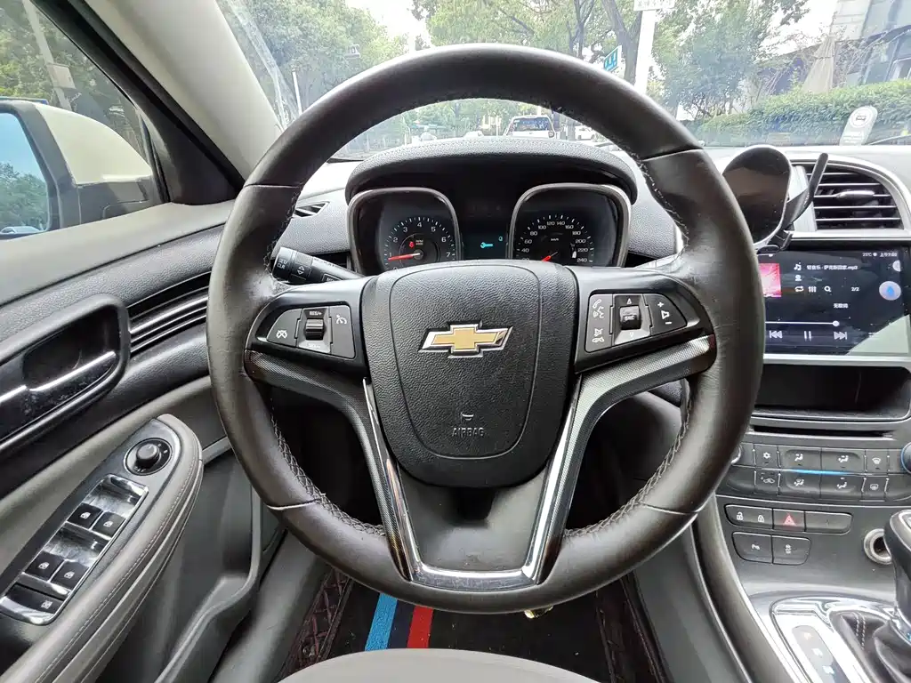 Chevrolet Malibu — миниатюра 14