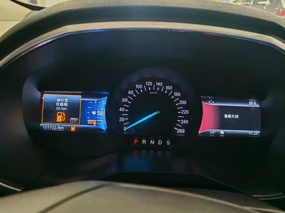 Ford Edge — миниатюра 14