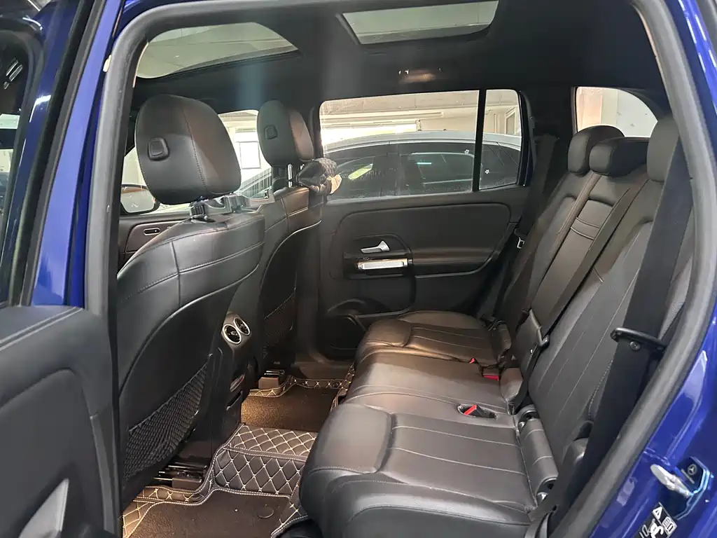 Mercedes-Benz GLB — миниатюра 6