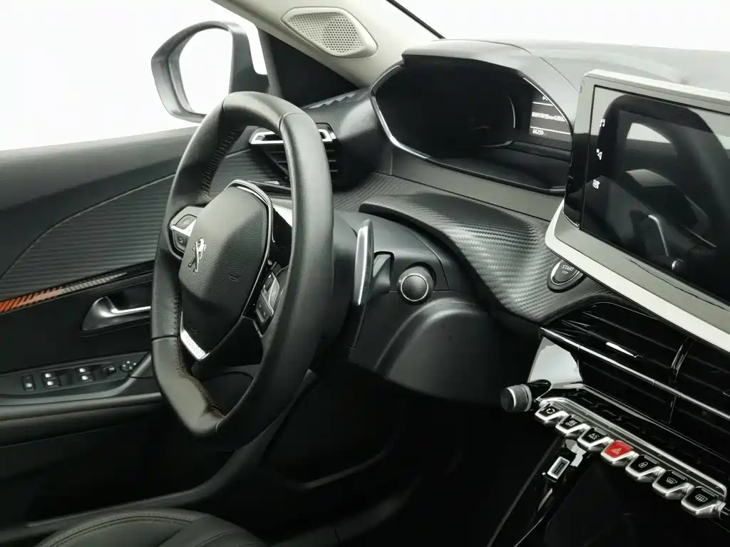 Peugeot 2008 — миниатюра 22