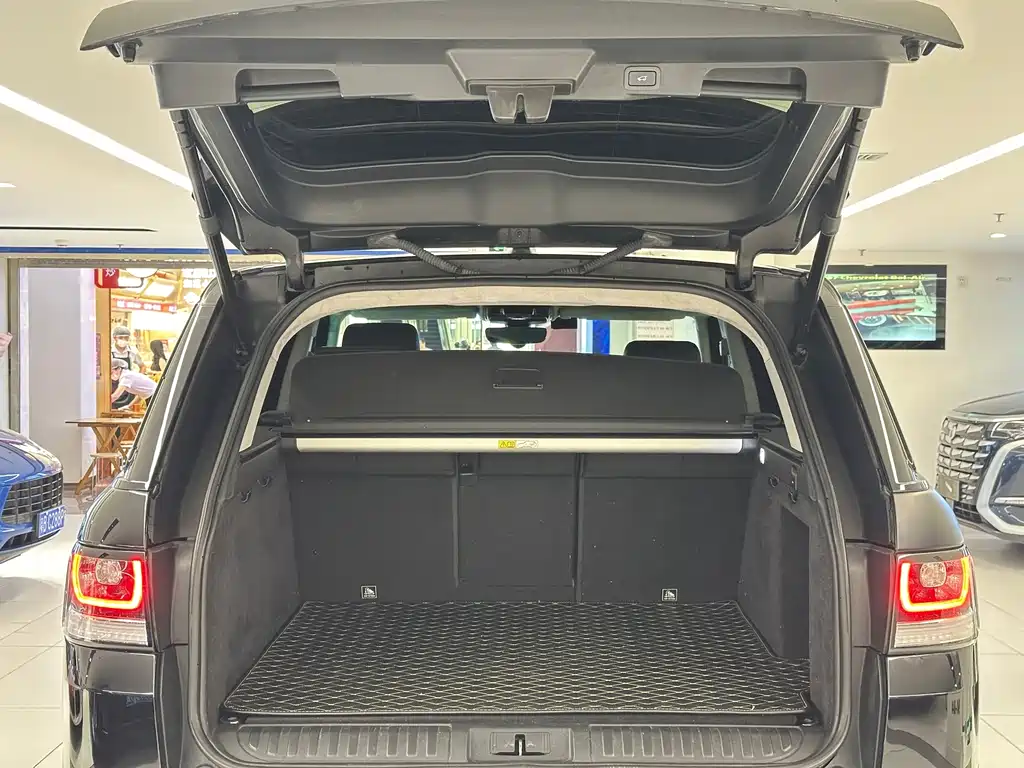 Land Rover Sport — миниатюра 8