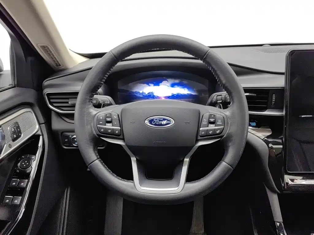 Ford Explorer — миниатюра 11