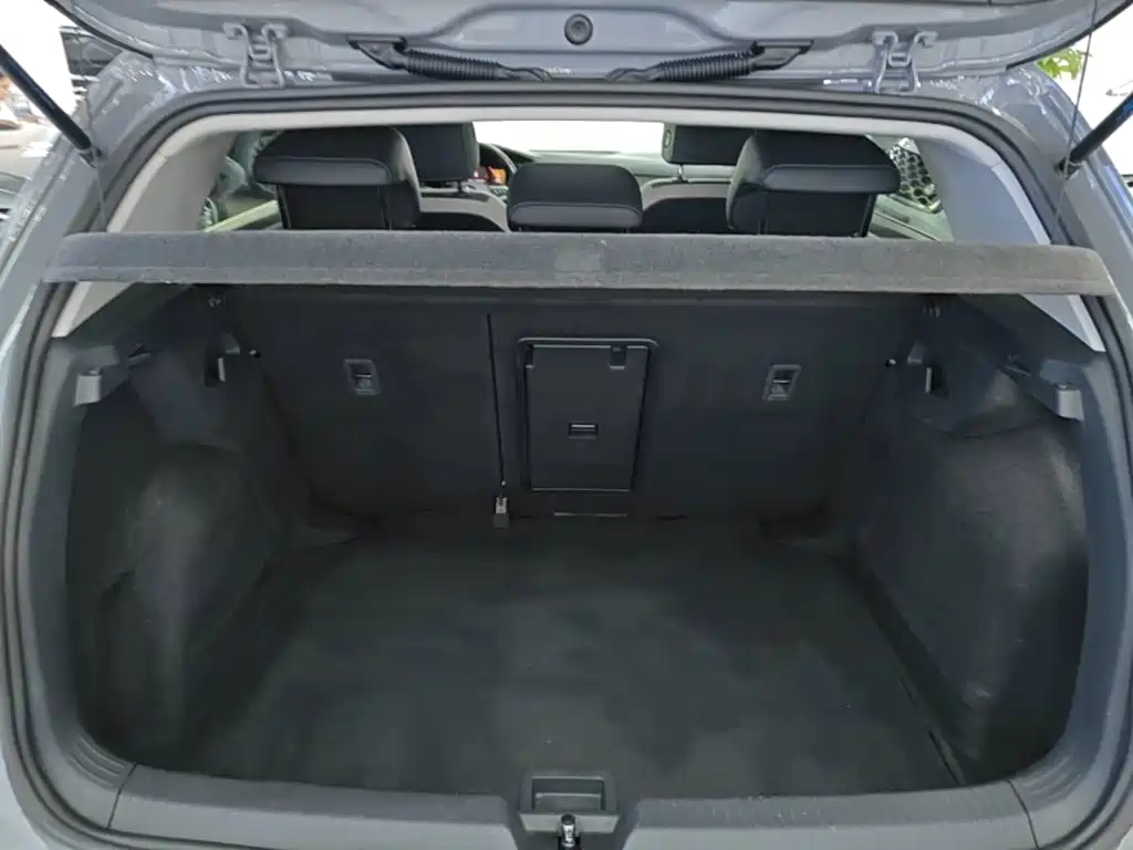 Volkswagen Golf — миниатюра 15