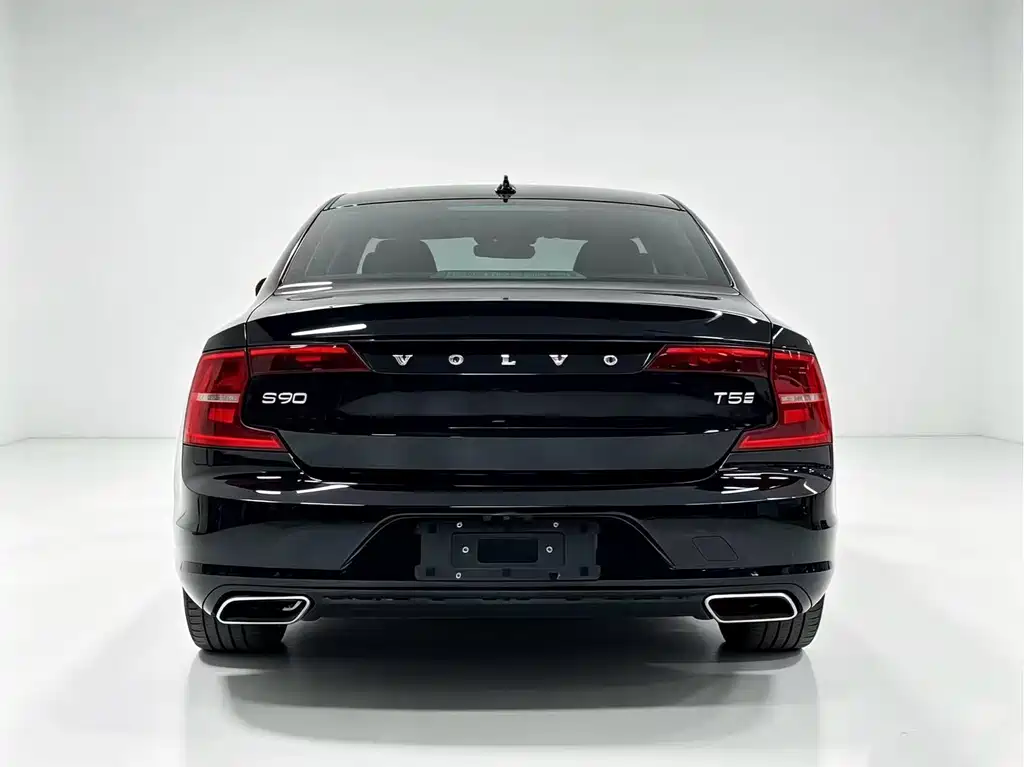 Volvo S90 — миниатюра 7
