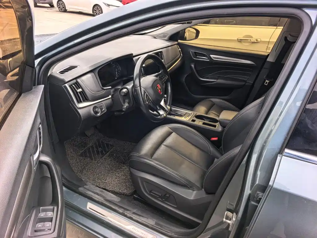 Roewe i6 Classic — миниатюра 9