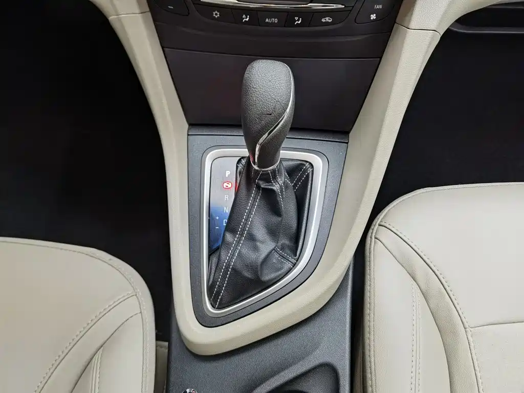 Buick Excelle — миниатюра 13