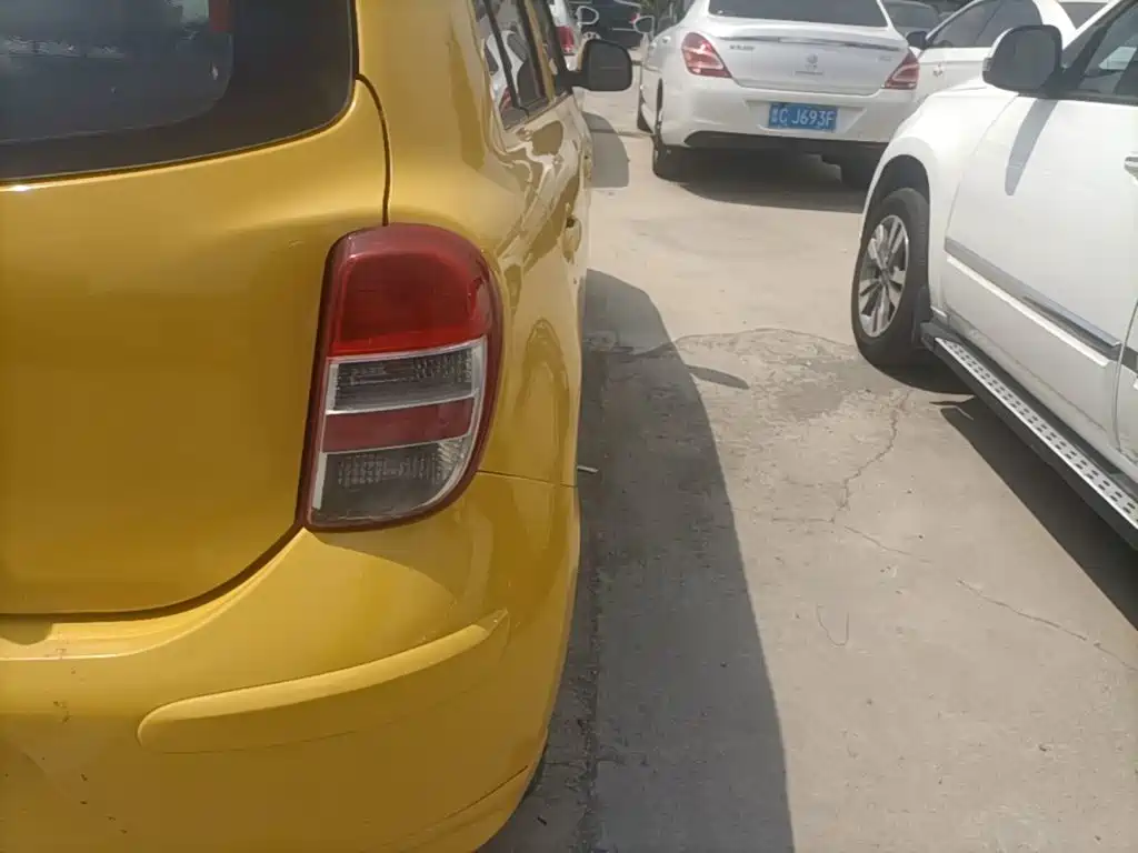 Nissan March — миниатюра 8