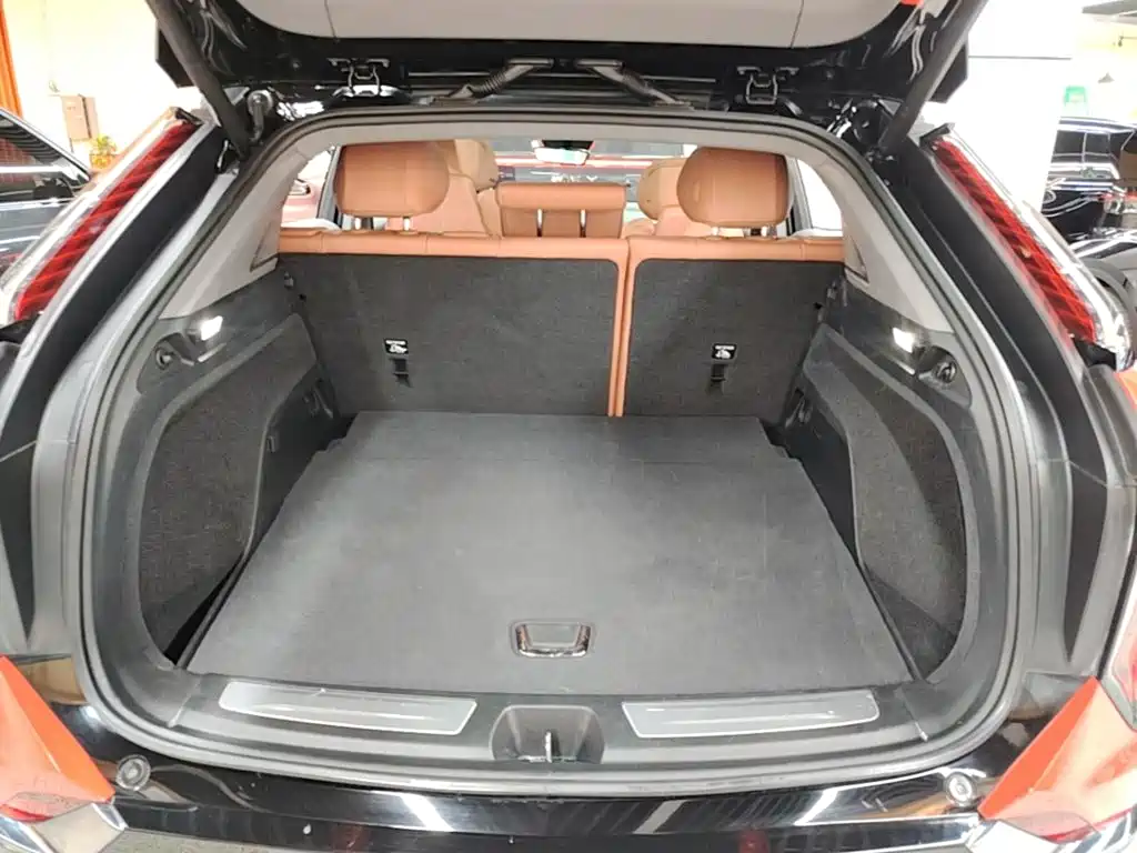 Cadillac IQ — миниатюра 19