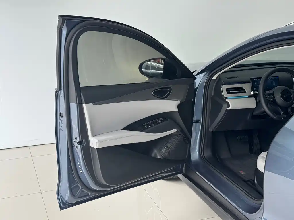 BYD Seals 06 DM-i версия для путешествий — миниатюра 14