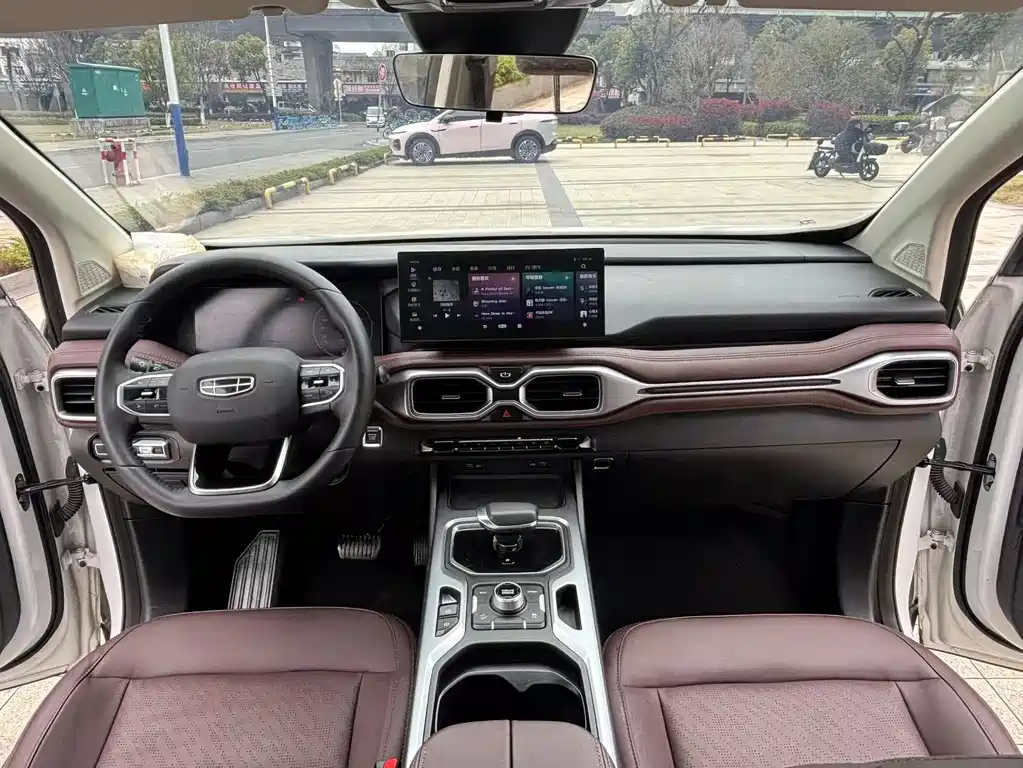 Geely Haoyue 1.8TD DCT Luxury Type 7 seats, фото 22