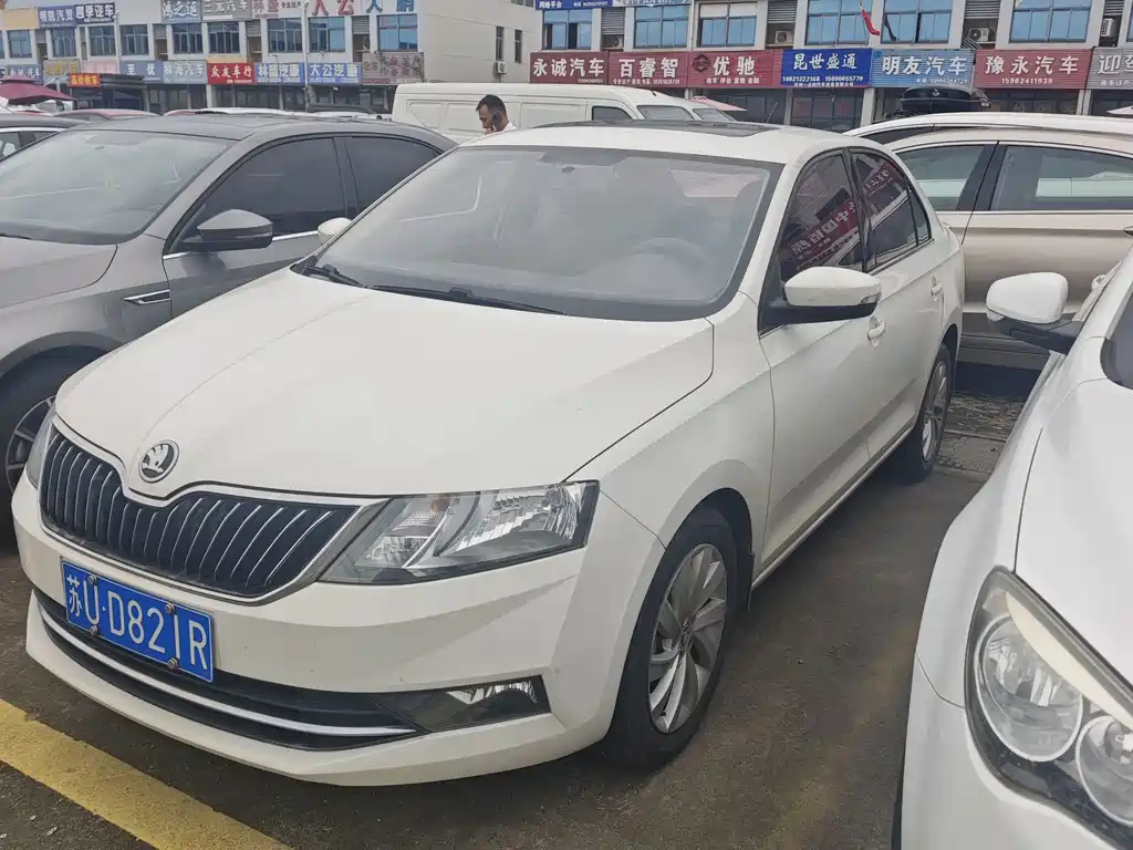 Skoda Rapid