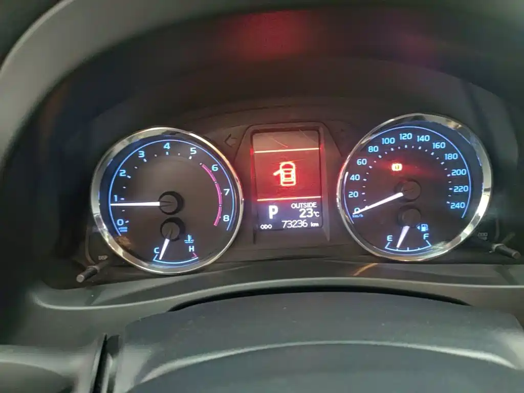 Toyota Corolla — миниатюра 12