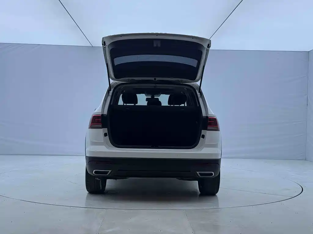 Volkswagen Tharu — миниатюра 8