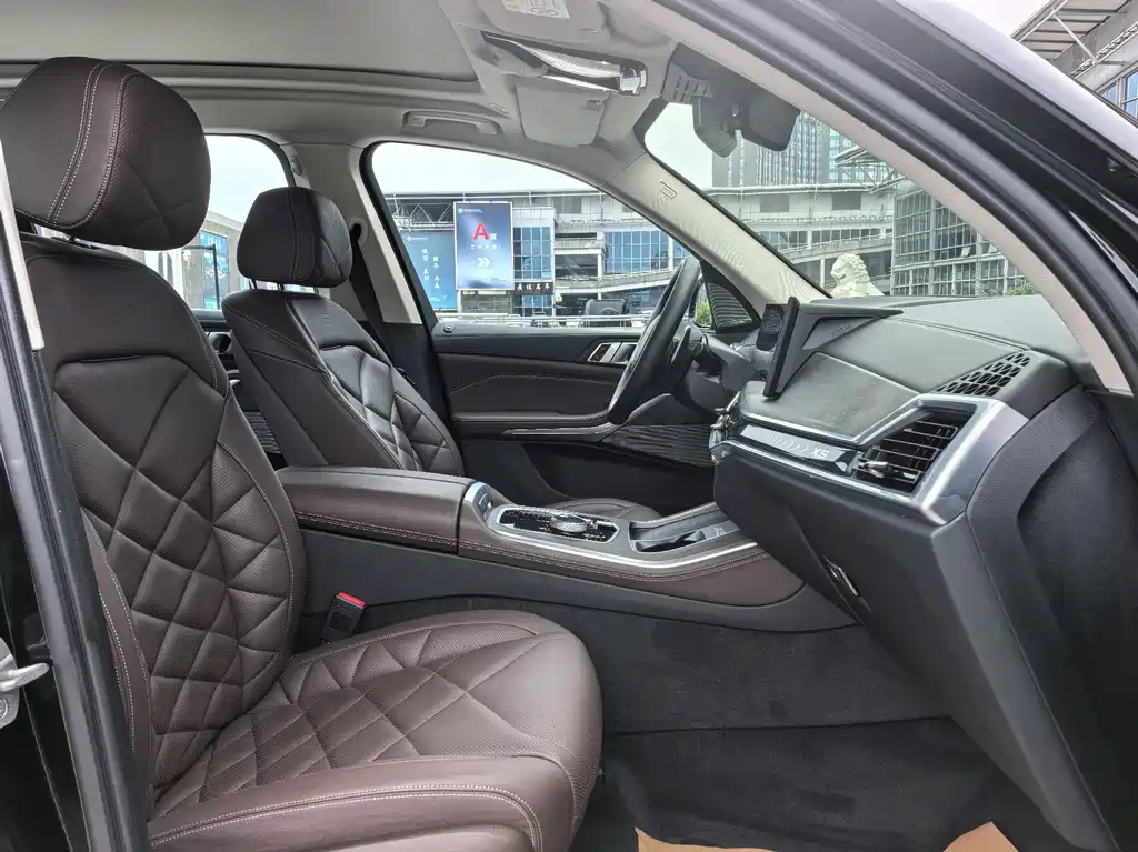 BMW X5 — миниатюра 13