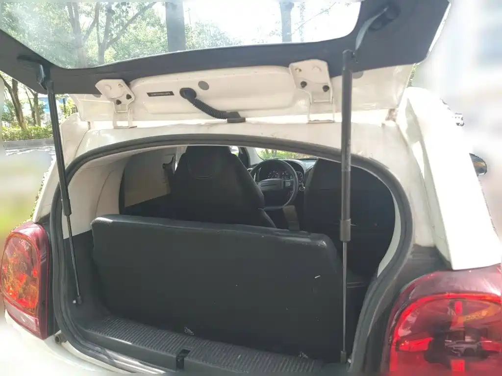 Roewe Clever — миниатюра 15