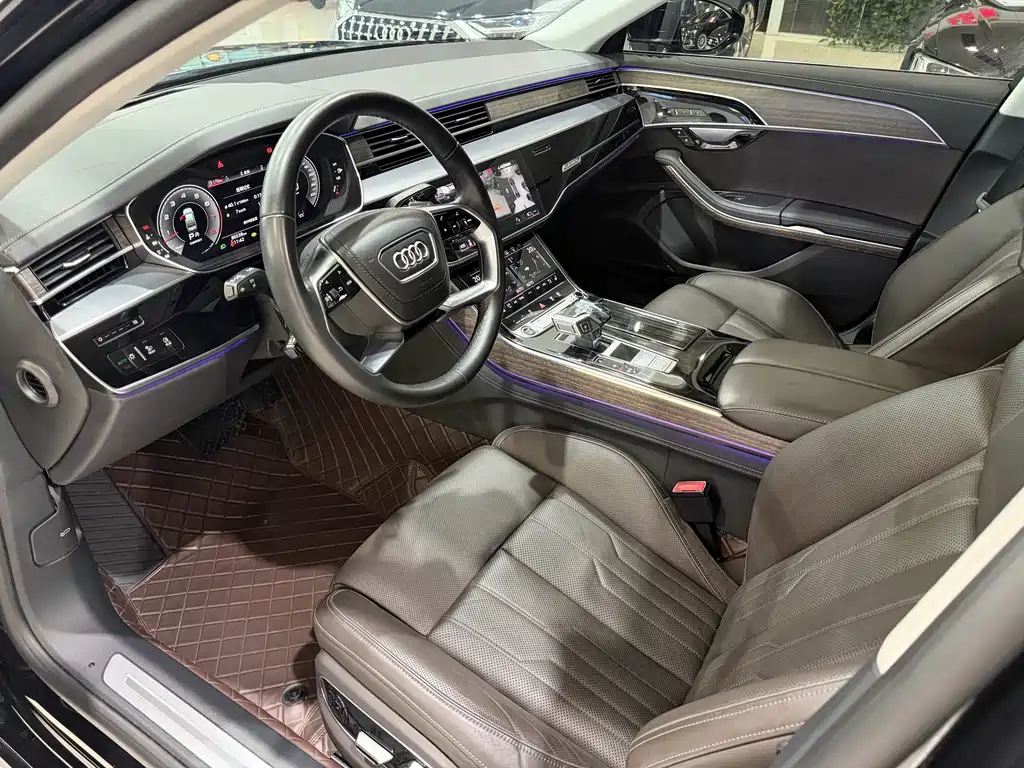 Audi A8 — миниатюра 6