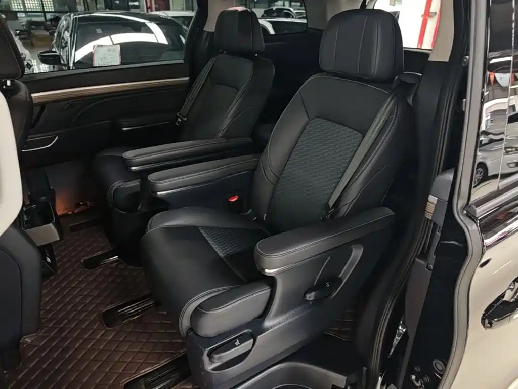 GAC Motor Trumpchi M8 — миниатюра 17