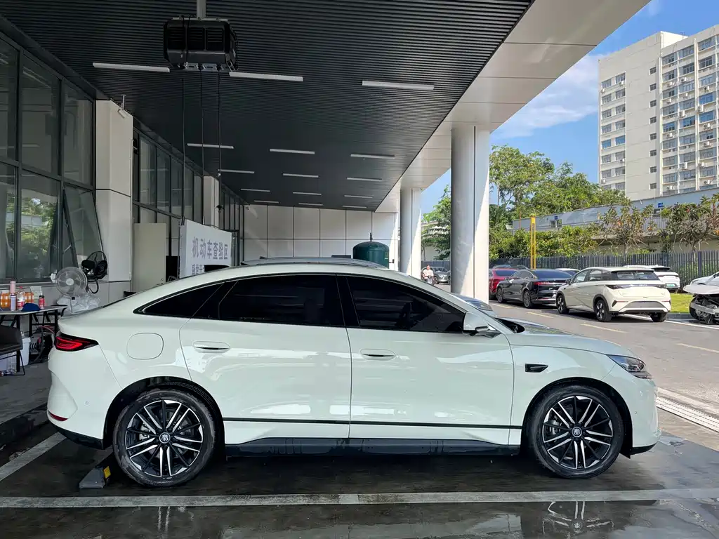 BYD Qin L — миниатюра 3