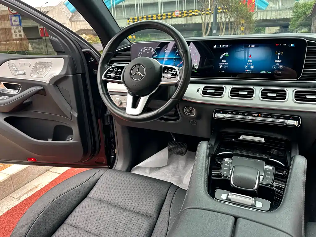 Mercedes-Benz GLE Coupe — миниатюра 14