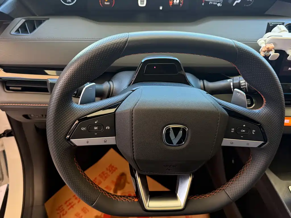 Changan UNI-V — миниатюра 2