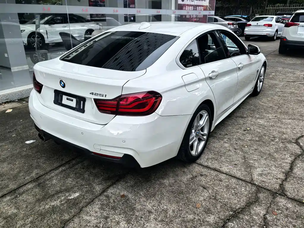 BMW 4 Series — миниатюра 16